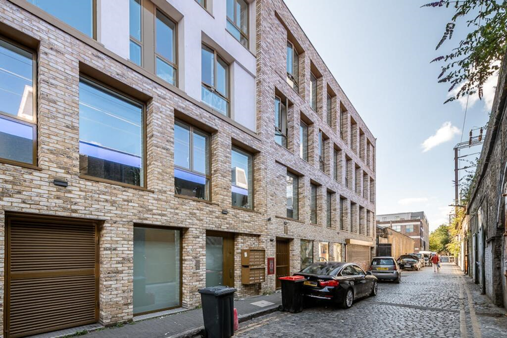 High-Leverage Financing for a Prime Residential Investment